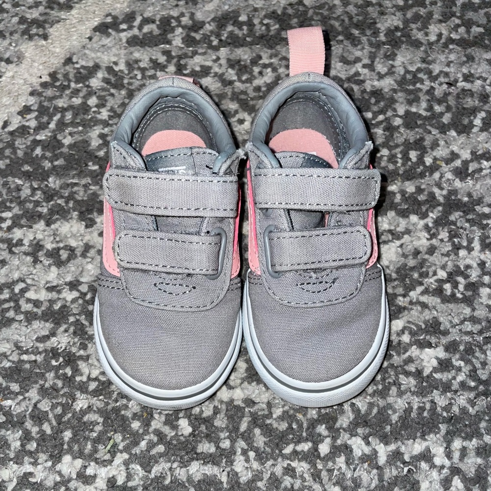 Vans baby/toddler shoes gray/pink size 5